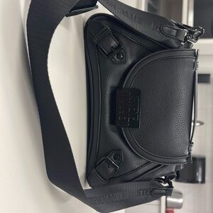 Steve Madden black bag